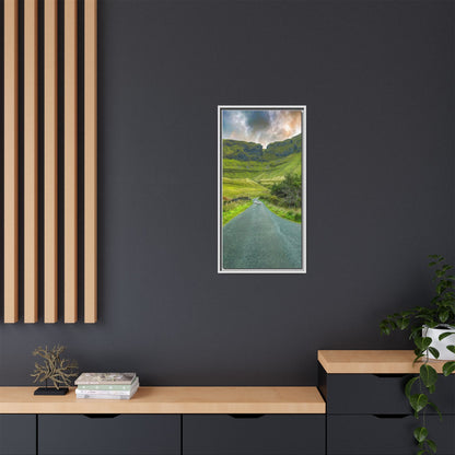 Gleniff Horseshoe Matte Canvas, Framed (Multi-color)