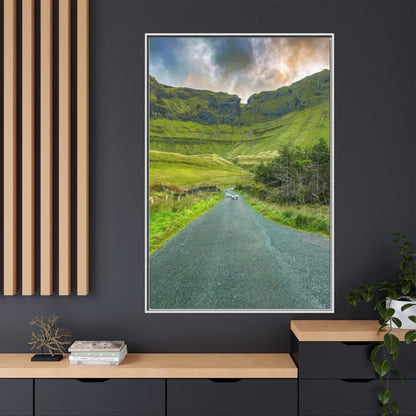Gleniff Horseshoe Matte Canvas, Framed (Multi-color)