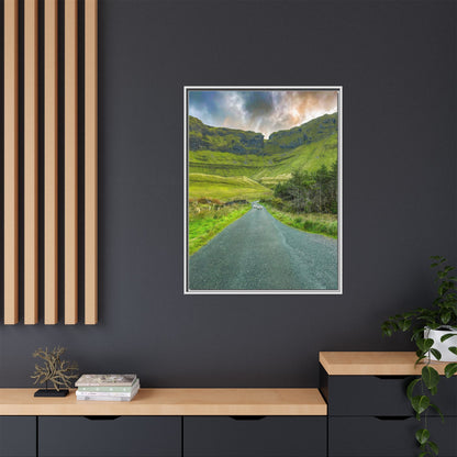 Gleniff Horseshoe Matte Canvas, Framed (Multi-color)