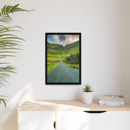 Gleniff Horseshoe Matte Canvas, Framed (Multi-color)