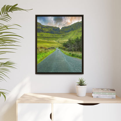 Gleniff Horseshoe Matte Canvas, Framed (Multi-color)