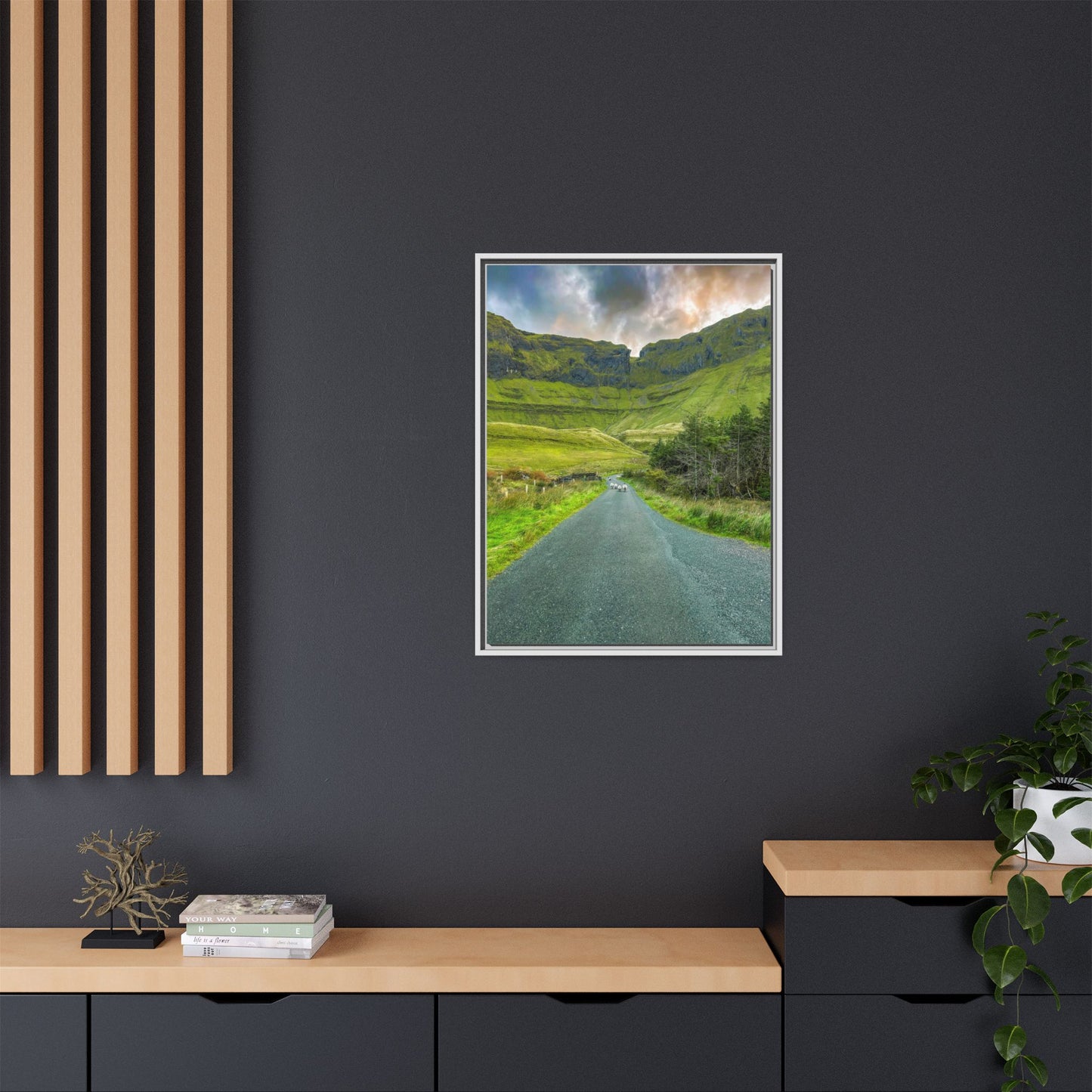 Gleniff Horseshoe Matte Canvas, Framed (Multi-color)