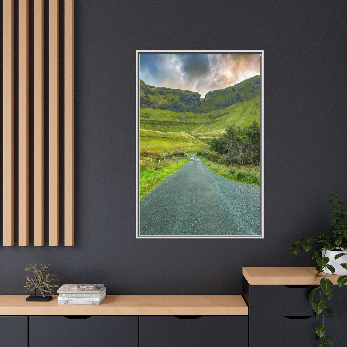 Gleniff Horseshoe Matte Canvas, Framed (Multi-color)