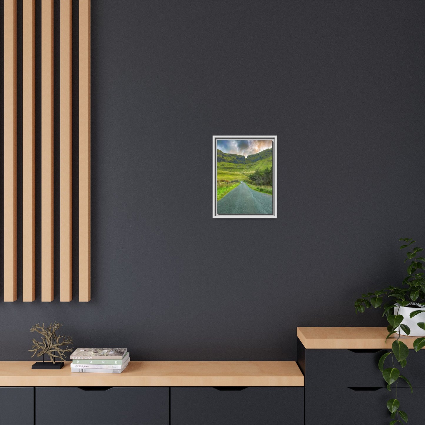 Gleniff Horseshoe Matte Canvas, Framed (Multi-color)