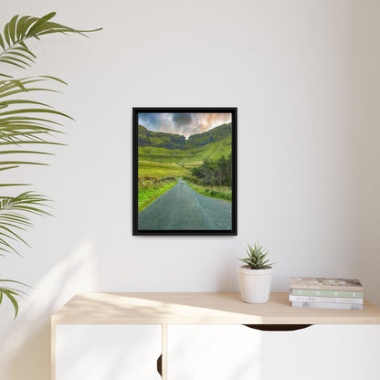 Gleniff Horseshoe Matte Canvas, Framed (Multi-color)