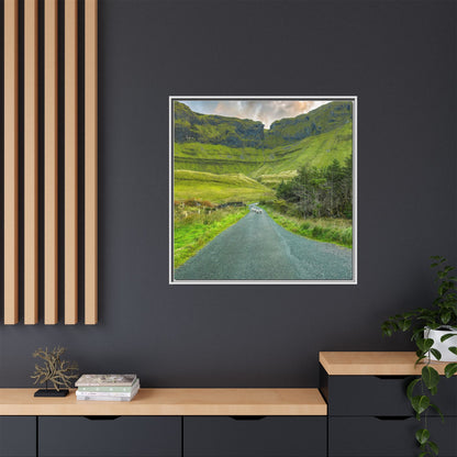Gleniff Horseshoe Matte Canvas, Framed (Multi-color)