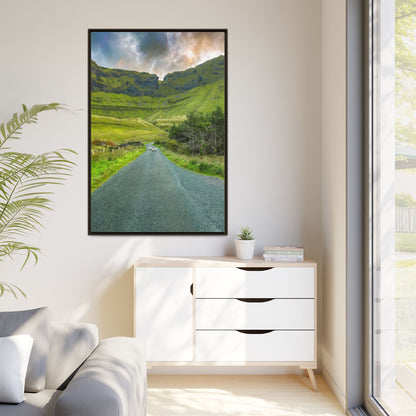 Gleniff Horseshoe Matte Canvas, Framed (Multi-color)