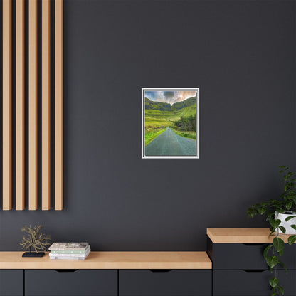 Gleniff Horseshoe Matte Canvas, Framed (Multi-color)