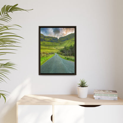 Gleniff Horseshoe Matte Canvas, Framed (Multi-color)