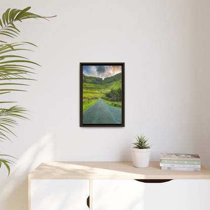 Gleniff Horseshoe Matte Canvas, Framed (Multi-color)