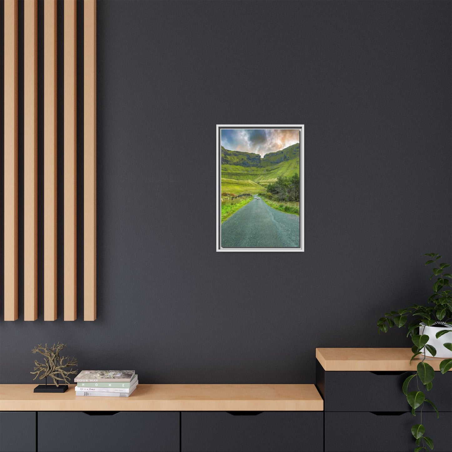 Gleniff Horseshoe Matte Canvas, Framed (Multi-color)